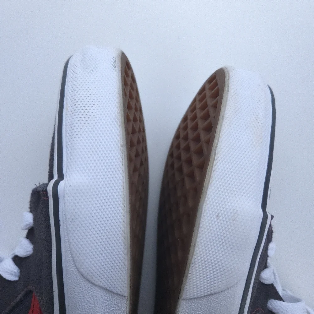 Vans Kids Sk8-Hi Sneakers size 3 - Picture 13 of 16